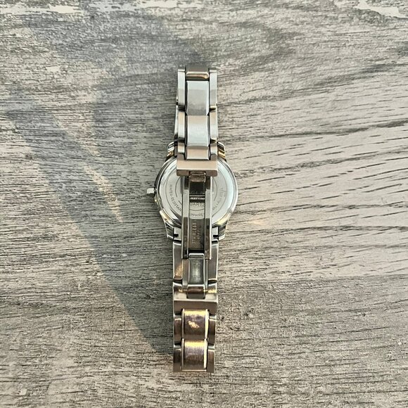 Movado Museum Collection Womens Watch Stainless Steel 84 G4 825 ~ Smaller Wrist - Picture 2 of 5